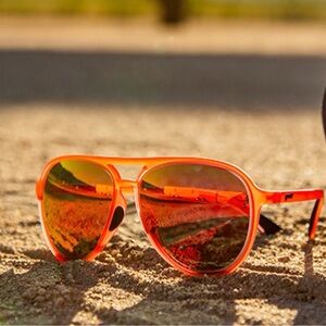 goodr Mach G - Captain Blunts Red Eye